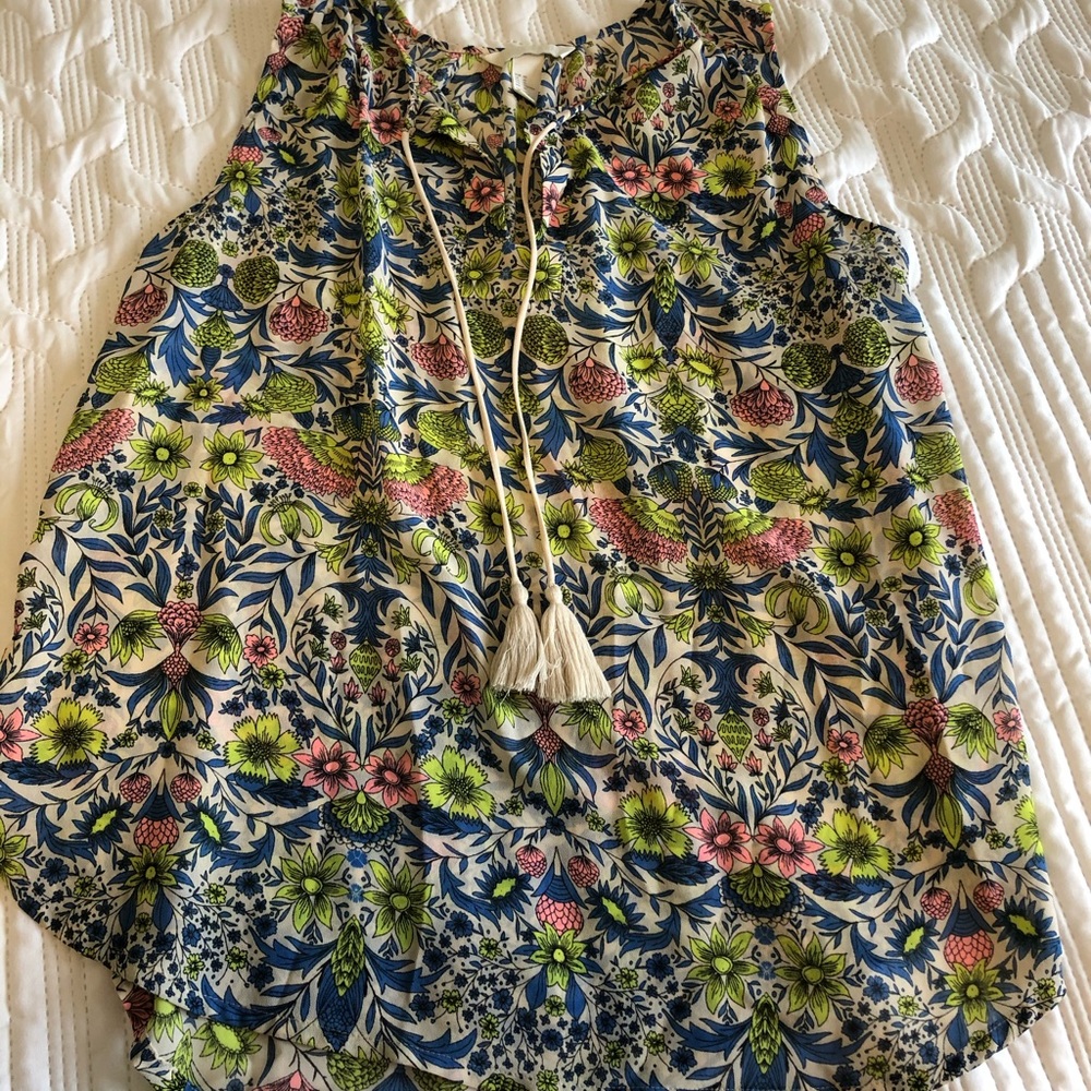 Boutique Floral Sleeveless Top